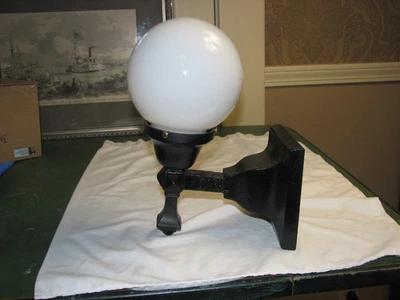  古董铸铁外部壁灯 - 已修复 — 第 1/4 张图片