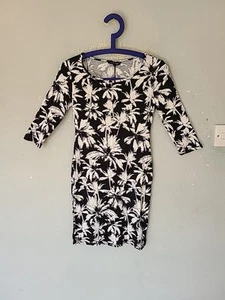 NEW LOOK SIZE 10 STUNNING SUPER SOFT BLACK WHITE FLORAL SEXY BODYCON STYLE DRESS - Picture 1 of 5