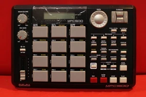 USED AKAI MPC 500 Black Music Production Center U2350 240725 - Picture 1 of 12