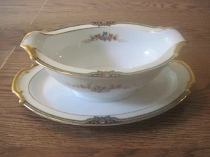 Noritake China FLOREAL 76839 Gravy/Sauce Boat with drip plate attached - Picture 1 of 5