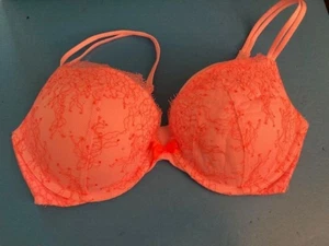 Victoria's Secret Push-up-BH champagnerrosa, mit Orchideen-Spitzen-Overlay, (34D) ~ neu ohne Etikett - Bild 1 von 5