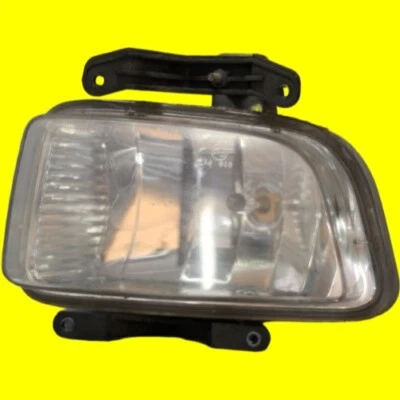 Kia Picanto 1.1 BA Bj 2005 Nebelscheinwerfer  Rechts - Bild 1 von 2