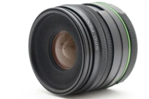 [ Very good ] PENTAX DA 35mm F2.8 Macro Limited Lens APS-C K Mount w/Front Cap - Picture 1 of 4