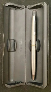 USA PARKER 45 FLIGHTER AEROMETRIC FOUNTAIN PEN S/STEEL "F" NIB w/CASE c1970 vg - Picture 1 of 17