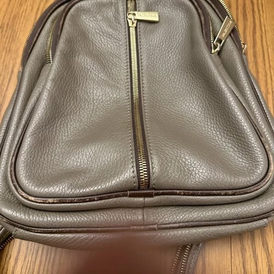 Valentina Guijarro Cuero Gris Marrón Borde Mochila Bandolera Bolso de Hombro Cartera Foto 1 de 4