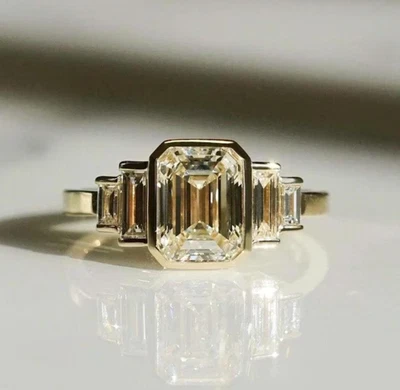 Обручальное кольцо с пятью камнями муассанит огранка изумруд 2 карата обручальное кольцо - Изображение 1 из 4