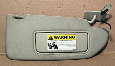 2003-2006 Volvo XC90 Right Passenger side Sun Visor - Image 1 of 4
