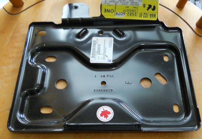 NOS 2007-14 GMC Yukon Chevrolet Silverado Tahoe Cadillac Escalade Battery Tray - Image 1 of 1
