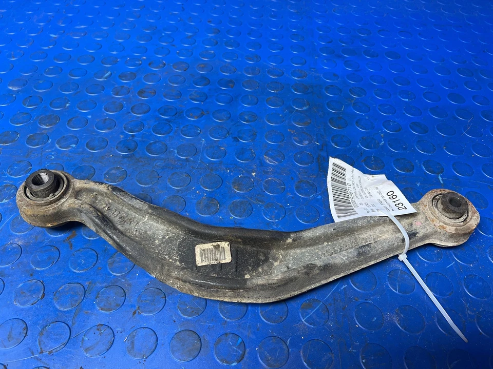 GM Upper Control Arm Fits Allure Lacrosse Regal RH Passenger Side OEM 13318345 - Imagem 1 de 4