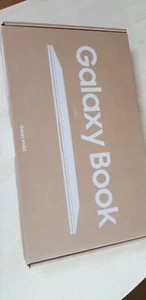 Samsung Galaxy Book2 15,6 pollici (256 GB SSD, Intel Core i3 12. Gen., Nuovo - Foto 1 di 4
