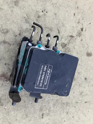 BMW E60 525i 2004-2005 ABS módulo de bomba de freno antibloqueo 6768910 OEM Foto 1 de 4