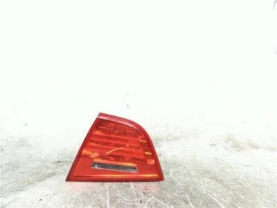 Conjunto de luz trasera derecha usado se adapta a: BMW 335I SDN 2011 montado en la tapa derecha Gra Foto 1 de 4