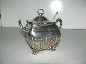 Vintage Philip Ashderry & Sons EPNS Sugar Bowl & Spoon In Good Condition - Picture 1 of 7