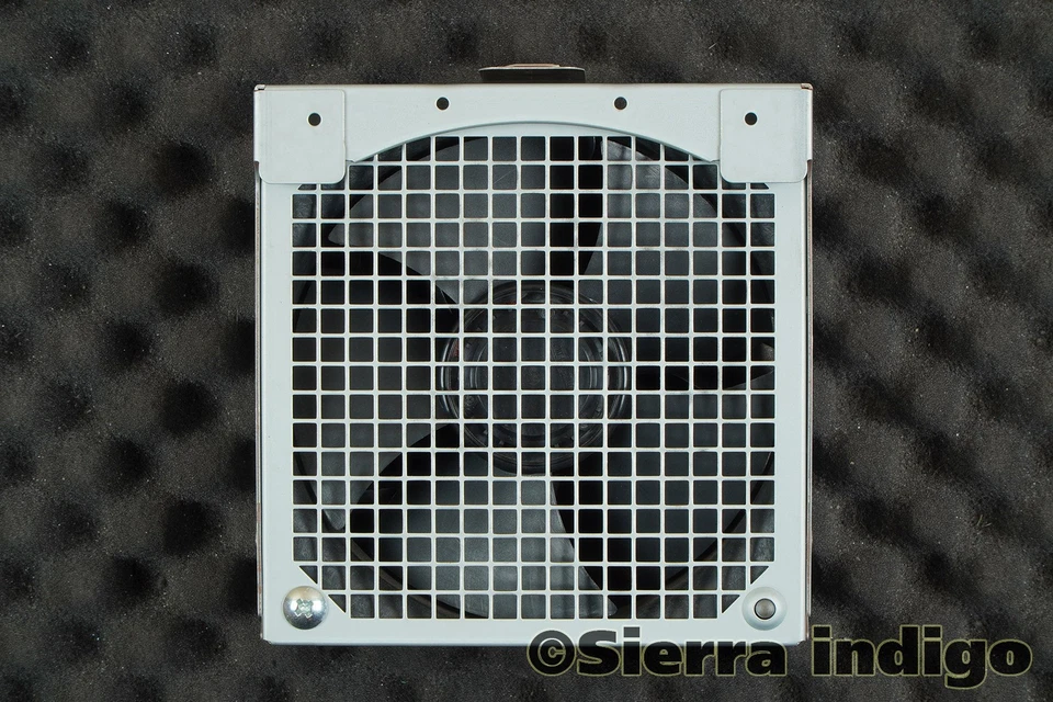 59Y4813 IBM x3850 X5 Chassis Fan 59Y4850 - Image 1 of 1