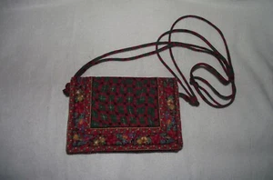 VERA BRADLEY Holiday 95 Elite Handbag * RARE * Mint Condition - Picture 1 of 4