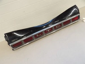 Tapicería de panel de acabado central trasero maletero Ford Passenger Car LTD 1973-1974 - Muy bonito - Imagen 1 de 7