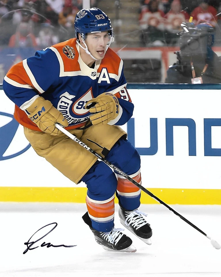 Ryan Nugent-Hopkins Signed 8x10 Photo Edmonton Oilers Autographed COA F - Image 1 of 1