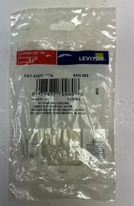 Leviton Audio Video Cables Passthrough Decora Insert 41075-DBW Blanco NUEVO - Imagen 1 de 2