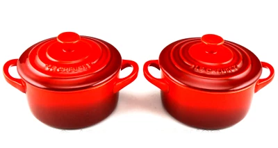 JUEGO DE 2 CACEROLAS DE GRES LE CREUSET ROJO OMBRE MINI COCOTTE PETITE SIN USAR Foto 1 de 4