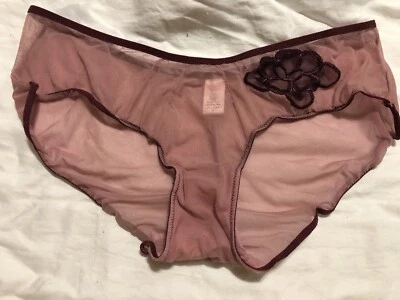 Bragas de nailon vintage Victoria Secret muy sexy hiphugger con inserción floral talla M Foto 1 de 4