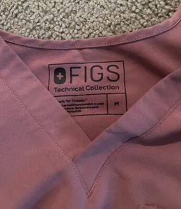 Figs Scrub Top Donna Malva Media Una Tasca Tecnica - Foto 1 di 2