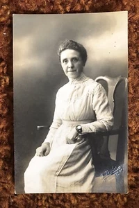 Postal vintage. Mrs Gales. Burnley????������. (BX12) - Imagen 1 de 2