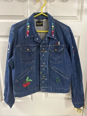 牧马人黑色标签套索牛仔夹克,手工刺绣定制,尺寸 44 — 第 1/4 张图片