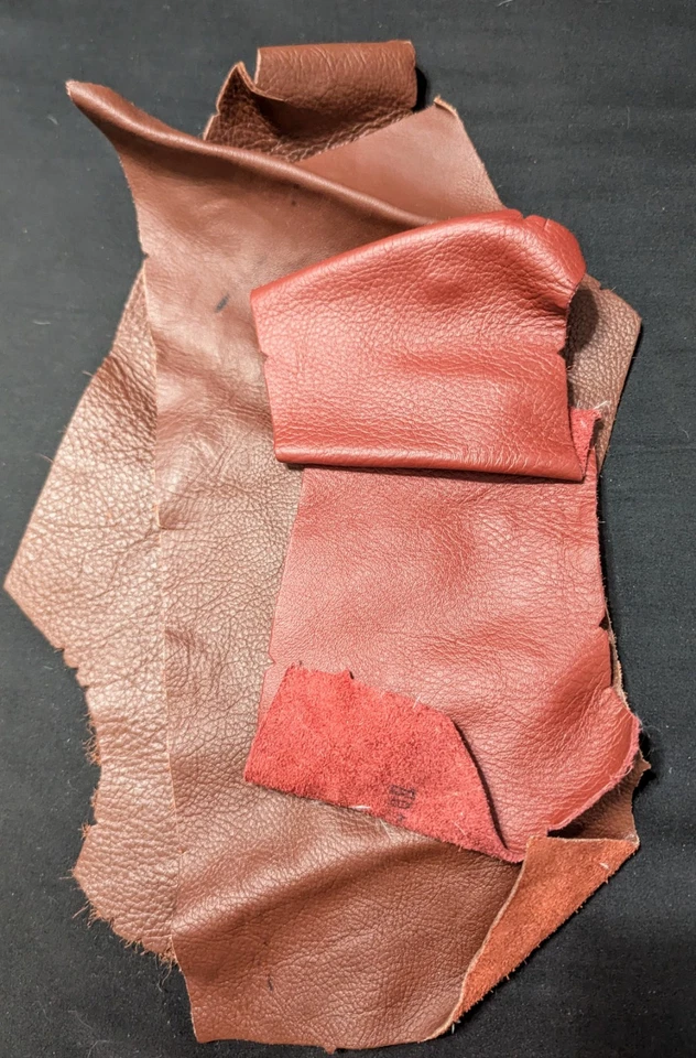 Paquete de restos de cuero de vaca, rojo, borgoña, chatarra de cuero, artesanía, disfraz Foto 1 de 1