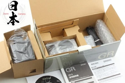 Rare 【Top MINT /BOX】 RICOH GR II GR 2 16.2MP Digital Camera Silver Edition JAPAN - Image 1 of 4