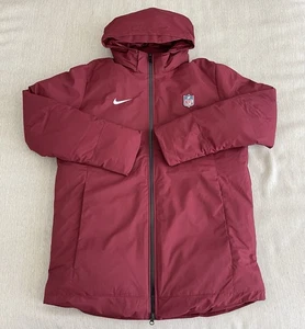 Chaqueta Parka con Capucha Nike NFL Team Issue Borgoña Para Hombres Talla M DC3054-677 NUEVA SIN ETIQUETAS - Imagen 1 de 7