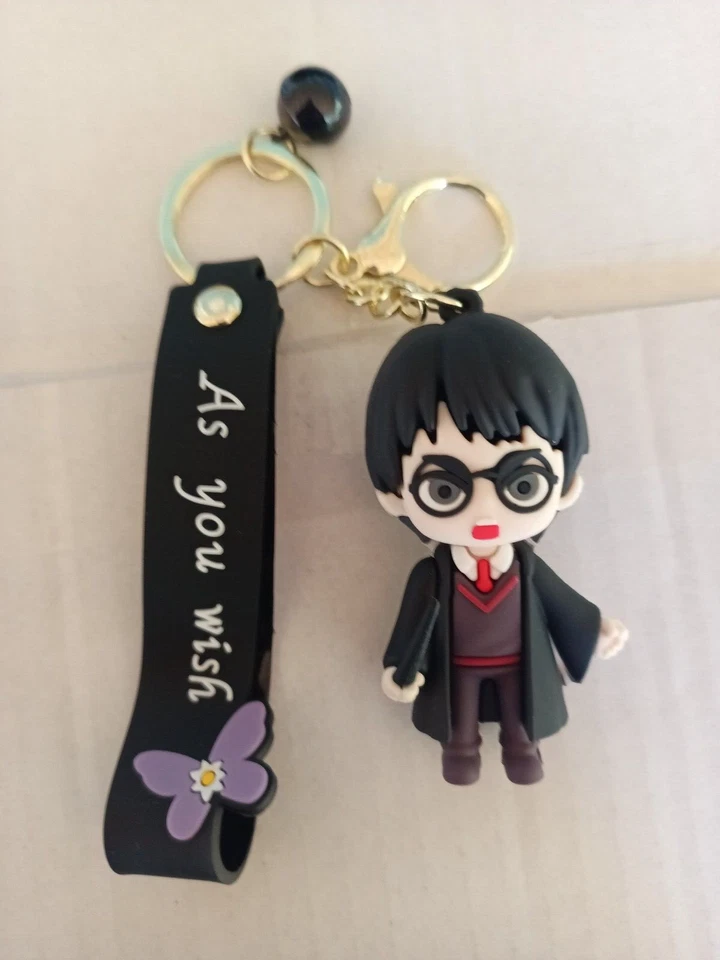 HARRY POTTER KEYCHAIN / BACKPACK CLIP -NEXT DAY SHIPPING - Image 1 of 1