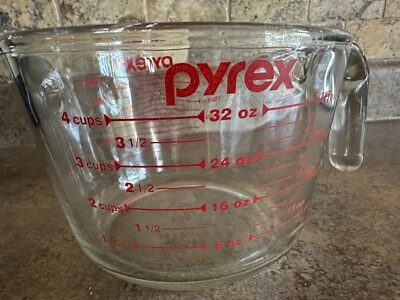 PYREX ~ Medición 4 tazas 32. Oz. Vidrio transparente 6001076 letras rojas ~ ¡Muy bonito! Foto 1 de 4