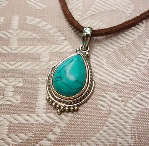 Hermoso Amuleto De Plata Con Turquesa De Nepal - Bild 1 von 2