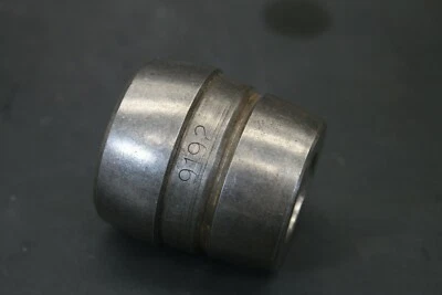 Cono de centrado cónico doble Ammco 9192 para torno de freno con campana de eje de 1" FMC Foto 1 de 2