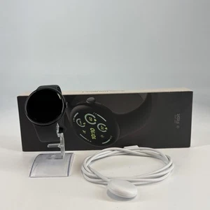 Google Pixel Watch 3 45mm czarny aluminium (GPS) z czarnym paskiem sportowym - dobry - Zdjęcie 1 z 5