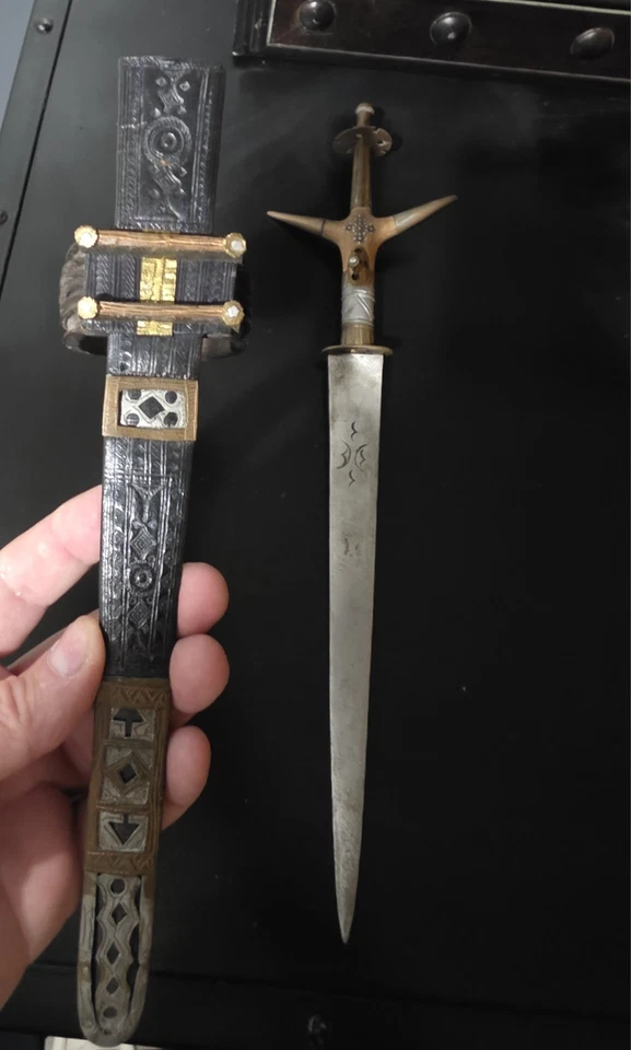 Cuchillo de brazo Telek Tuareg Daga colección África, no seguro de edad Foto 1 de 3