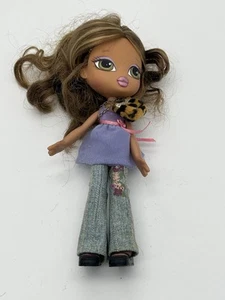 Muñeca Bratz Kidz Yasmin 7" con ropa, zapatos - Imagen 1 de 2