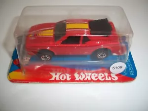 5109-French Hot Wheels From France BMW M1 Package Splitting Open Staple - Picture 1 of 6