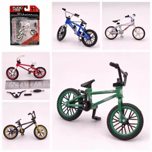 Lotto Di 5Pz Finger Bike FLICK TRIX Miniatura BMX PREMIUM Modelli pressofusi Bicicletta - Foto 1 di 35