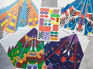 Planeador de avión de papel High Flying Fun por Current con pegatinas 1988 lote de 18 - Imagen 1 de 13