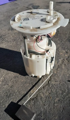 Ford Edge 2016 conjunto de bomba de combustible y gasolina OEM Foto 1 de 4