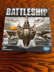 Hasbro tragbares klassisches Schlachtschiff-Spiel ab 7 Jahren 2 Spieler - Bild 1 von 8