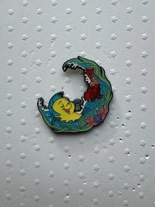 Disney Loungefly Princess Sidekicks Moon Pin - Flounder & Sebastian - Ariel - Picture 1 of 2