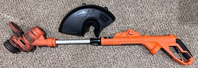 String Trimmer/ Edger GH 900 6.5 Amp Black & Decker Electric  Open Box Runs - Image 1 of 4