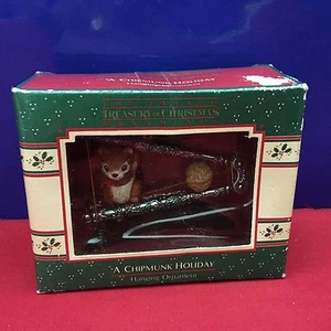 Enesco Treasury Ornament A Chipmunk Holiday 1988 E7 - Picture 1 of 10