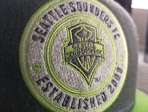Gorra de béisbol de lana cosida ajustable de fútbol americano ADIDAS Seattle Sounders FC MLS - Imagen 1 de 5