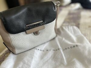 marc by marc jacobs bag