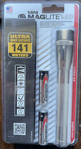 Mag Lite Mini Maglite 2AA Cell LED . Silver aircraft grade aluminum 141 meters