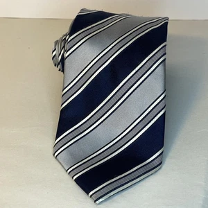 Corbata Donald J Trump Signature Collection para hombre talla única azul plata seda rayas - Imagen 1 de 7