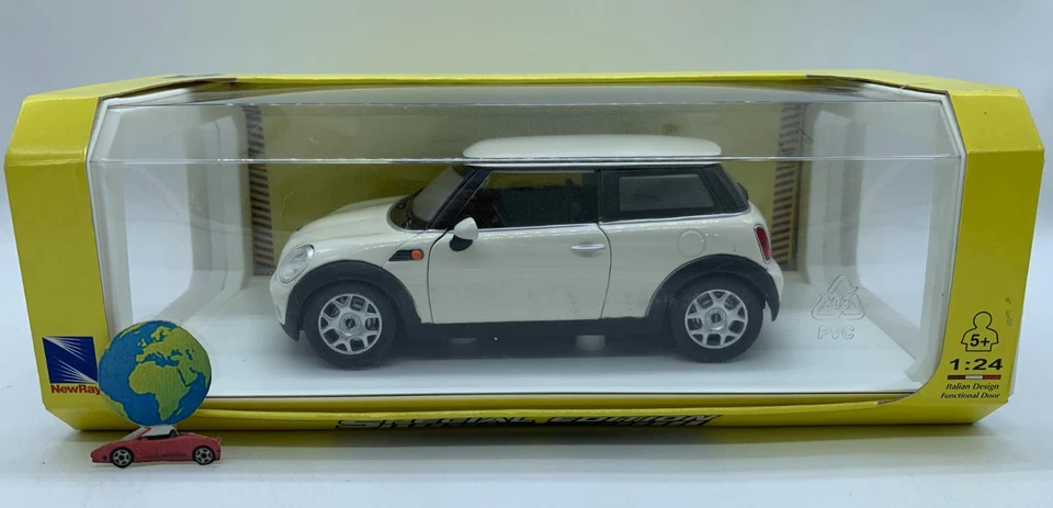 New Ray Mini Cooper 2008, scala 1:24 - 1:25, vintage (3332) - Immagine 1 di 4